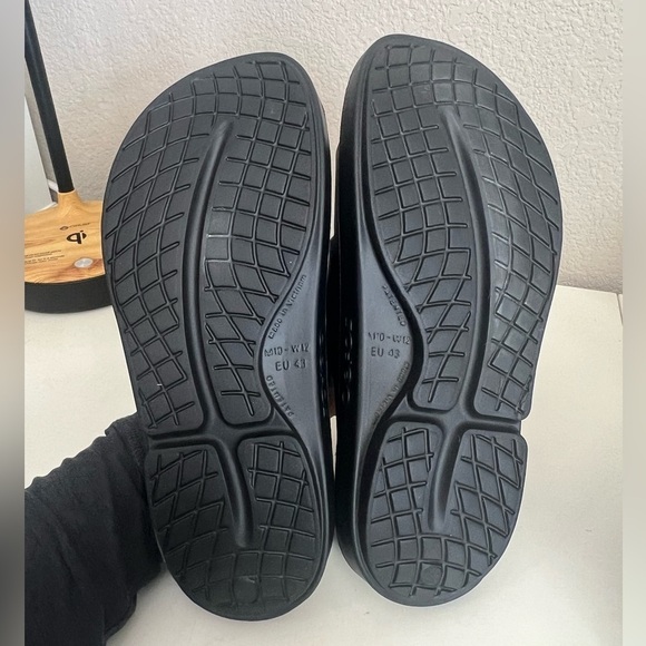 OOFOS | OOahh Sport Sandals Black Slides‎ Sz M10/W12 main image 4